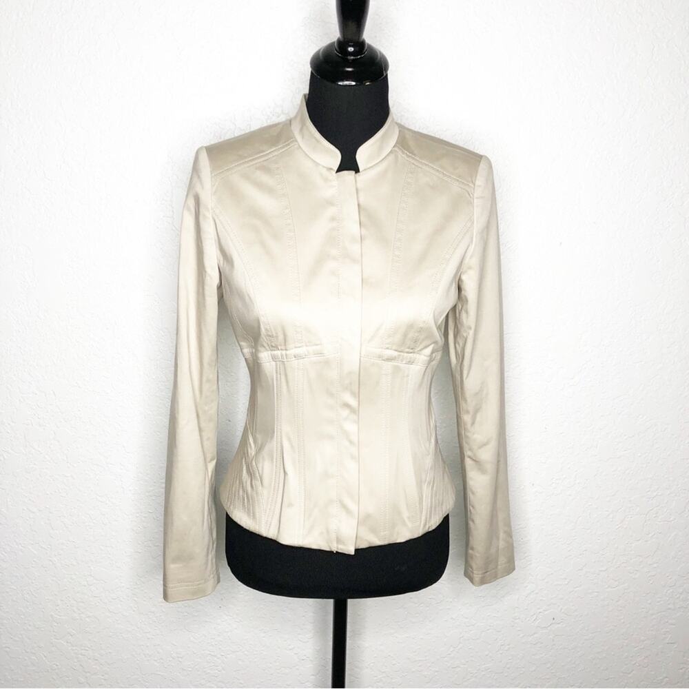 WHBM cream tan zip front blazer jacket size 2